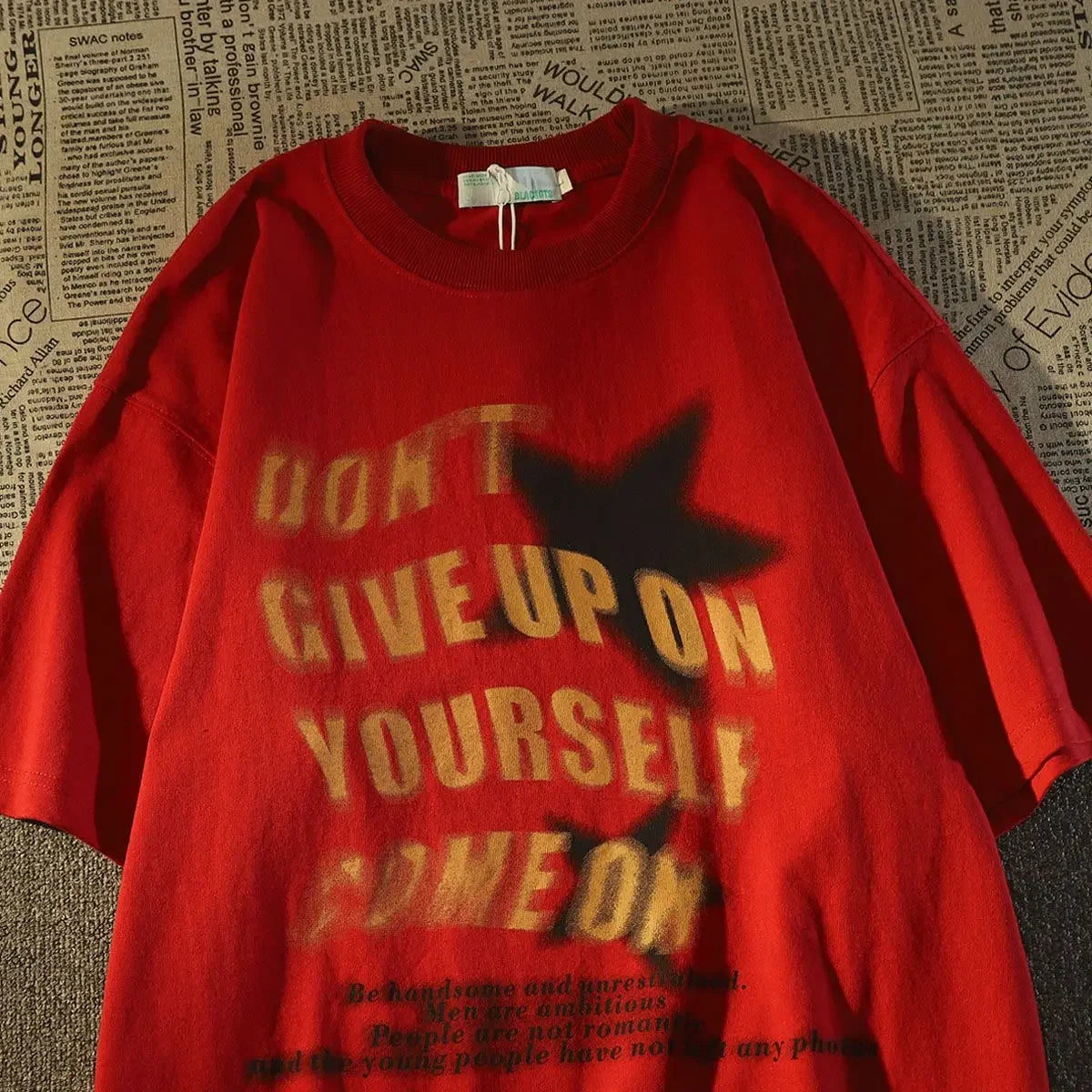 Cotton personality Graffiti Print T-shirt Top Fashion Y2K Men and Women Loose Street Hip Hop Retro Simple Short Sleeve Top